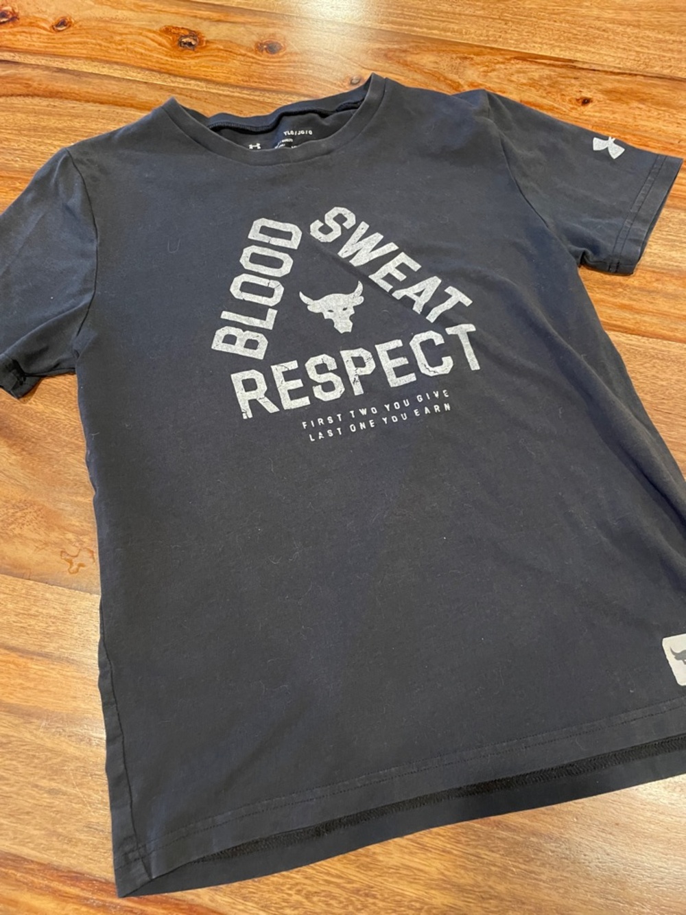 New Under Armour Dwayne Johnson Black Graphic 'Blood Sweat Respect' Tee